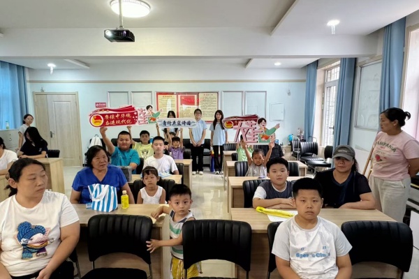 【大學(xué)生講《大先生》】科學(xué)家精神進(jìn)校園———保定理工學(xué)院“青科聲宣講團(tuán)”系列活動（八）