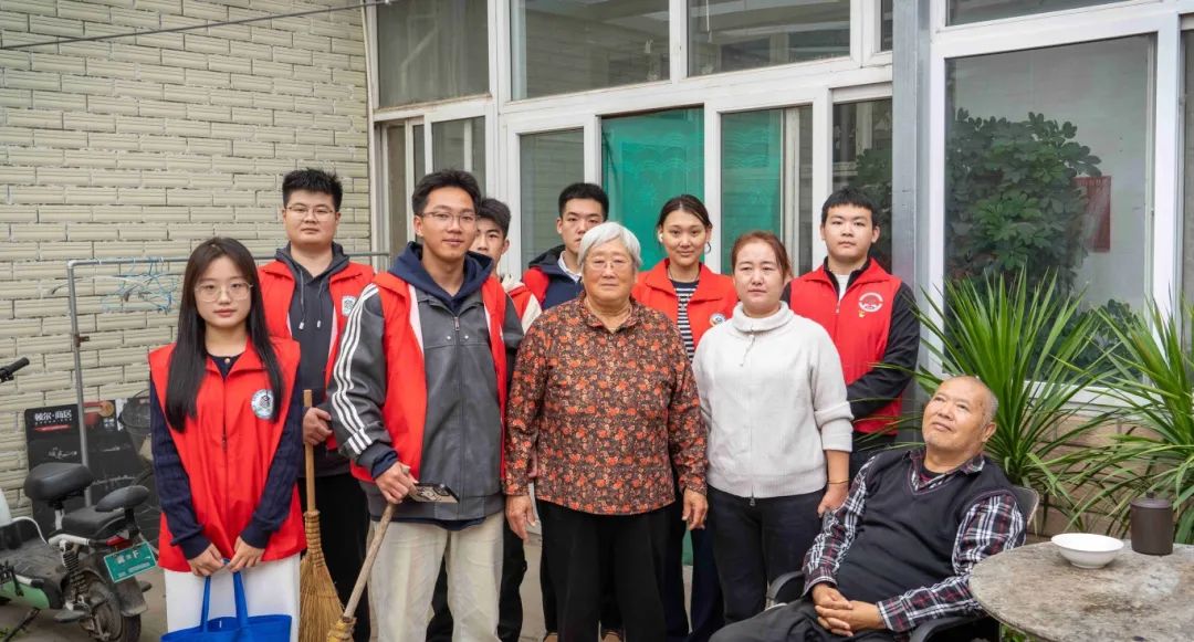 【報名公告】資源與工程技術學院黨員志愿者服務隊報名啦