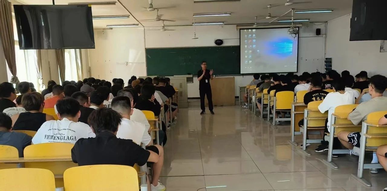 我院搭建校企合作新平臺 助力學生實習就業