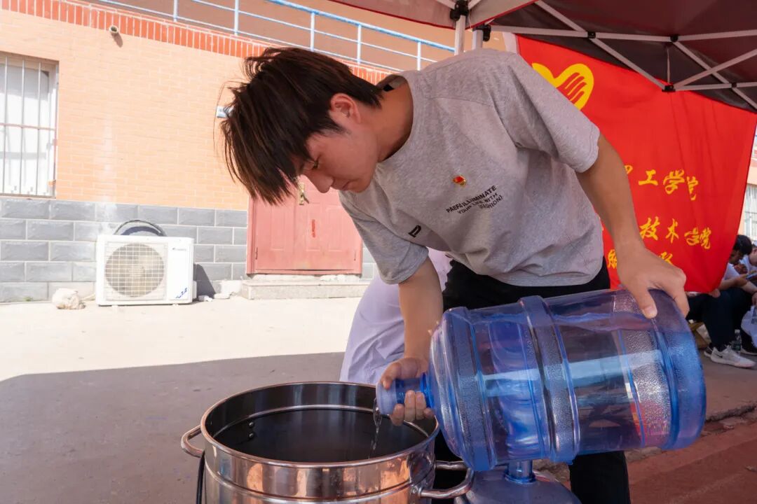 暖心護航助成長！我院全方位做好軍訓服務保障工作