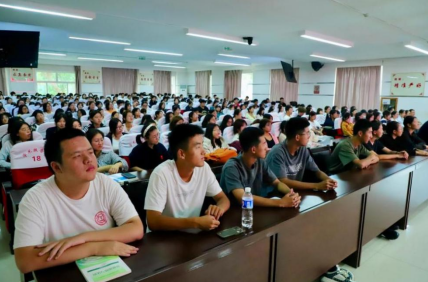 保定理工學院舉辦“理工大講堂”系列專題講座第十二期