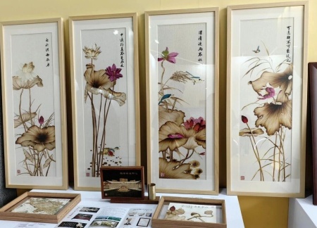 保定理工學院藝術學院師生參觀2025河北國際工業設計周，助力設計人才培養