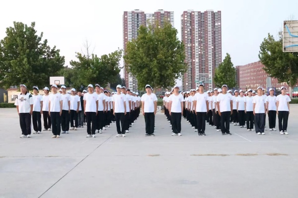 保定理工學院康復醫學院新生軍訓風采展示（一）