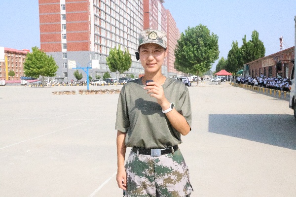 殷殷寄語，助夢遠航——經濟學院軍訓教官訪談