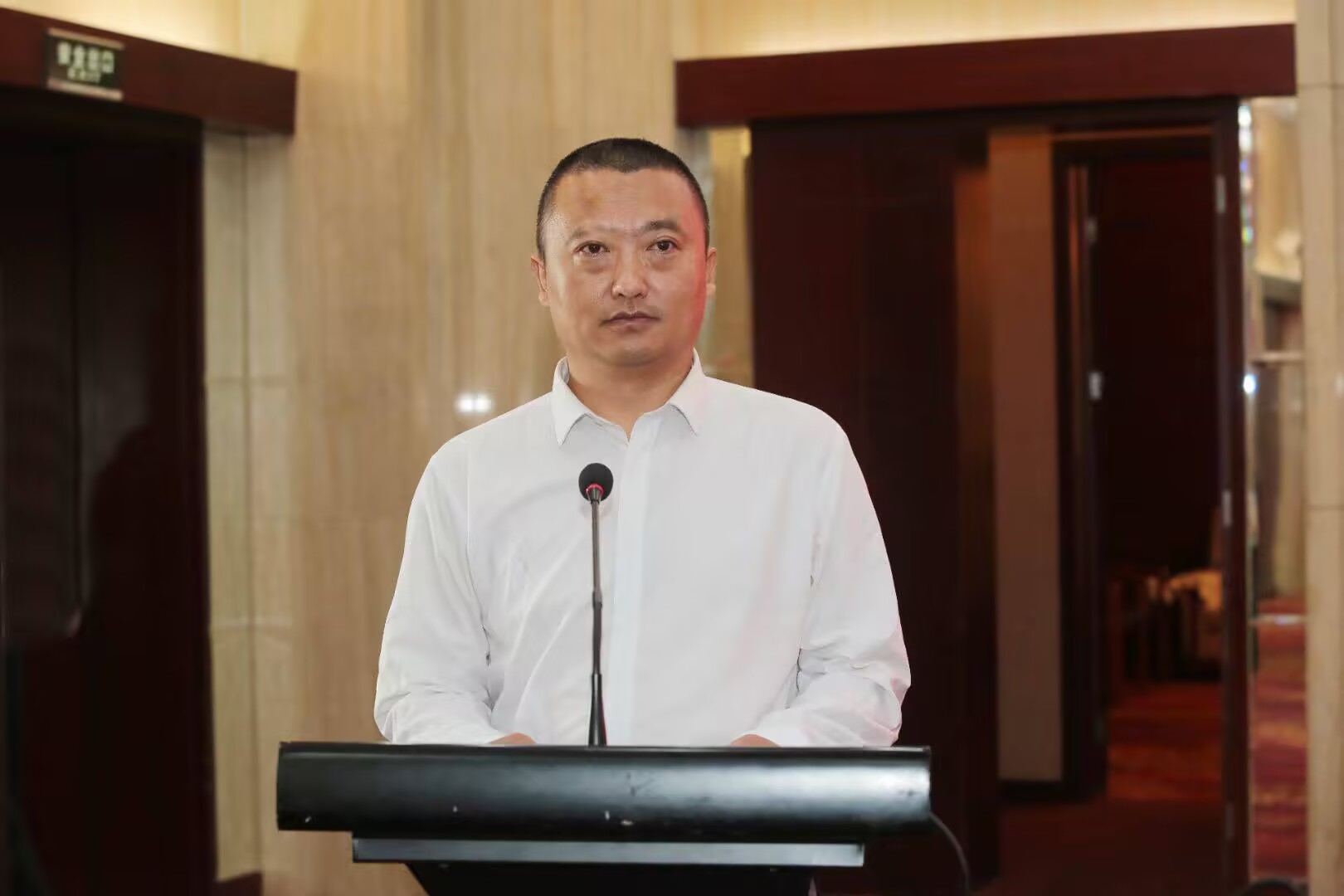 電子信息工程--許衍彬