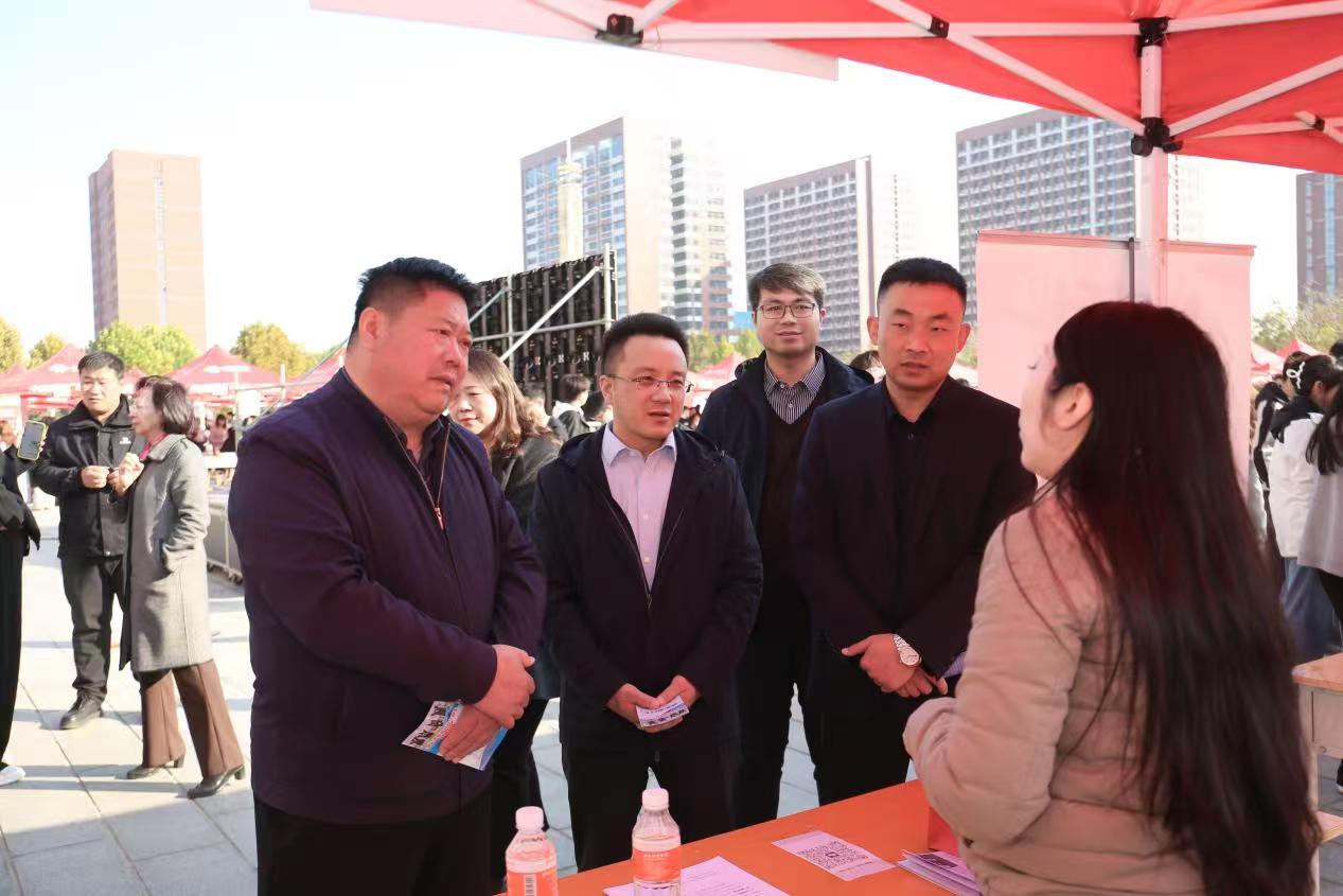 雙秩芳華，逐夢金秋——保定理工學院舉辦2026屆畢業生秋季線下雙選會