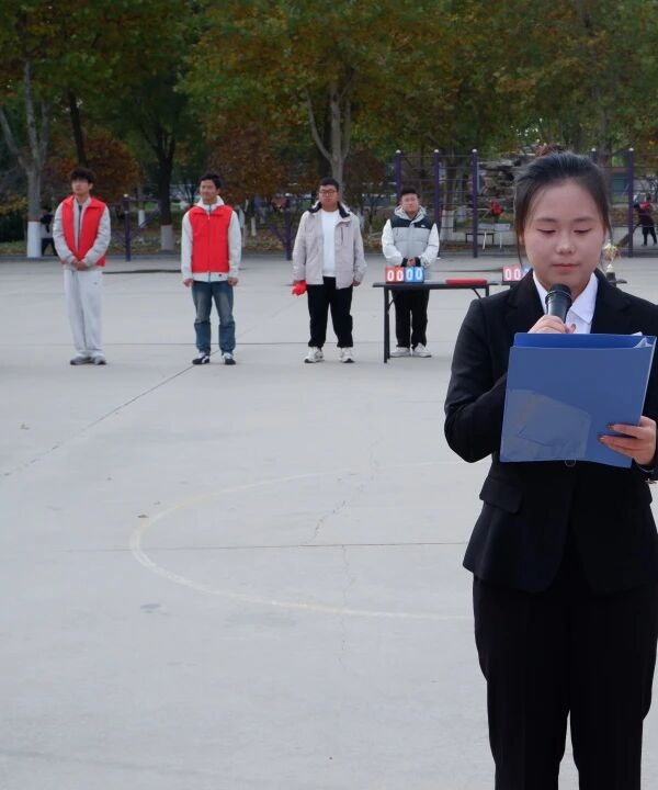 體育|保定理工學(xué)院|管理學(xué)院|青春無畏，逐夢籃筐