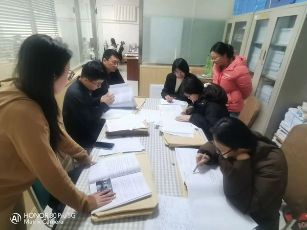 凝心聚力抓整改，振奮精神迎評估