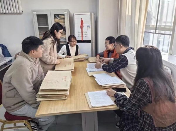 凝心聚力抓整改，振奮精神迎評估