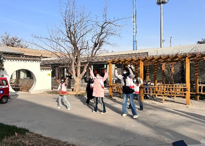 情暖夕陽(yáng)紅 意韻伴晚年——保定理工學(xué)院教育學(xué)院開(kāi)展敬老院志愿服務(wù)活動(dòng)